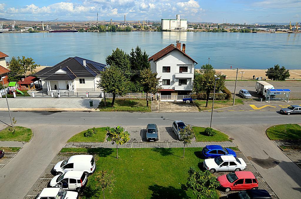 Apartment Mara Kladovo Exterior photo